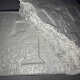 高端商品:纯度90%可卡因